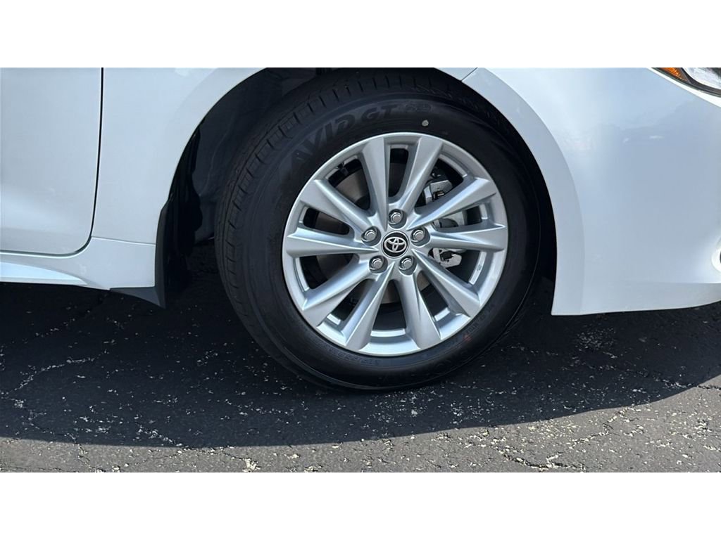 New 2026 Toyota Corolla SE FWD image 11