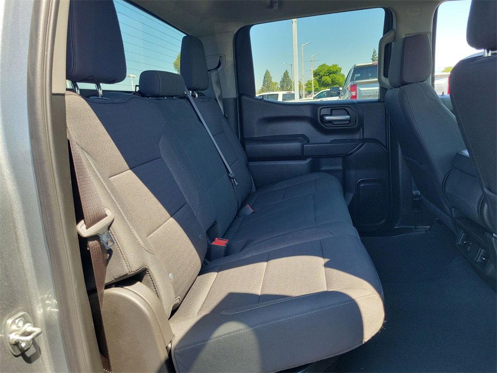 Used 2025 Chevrolet Silverado 1500 Custom image 31