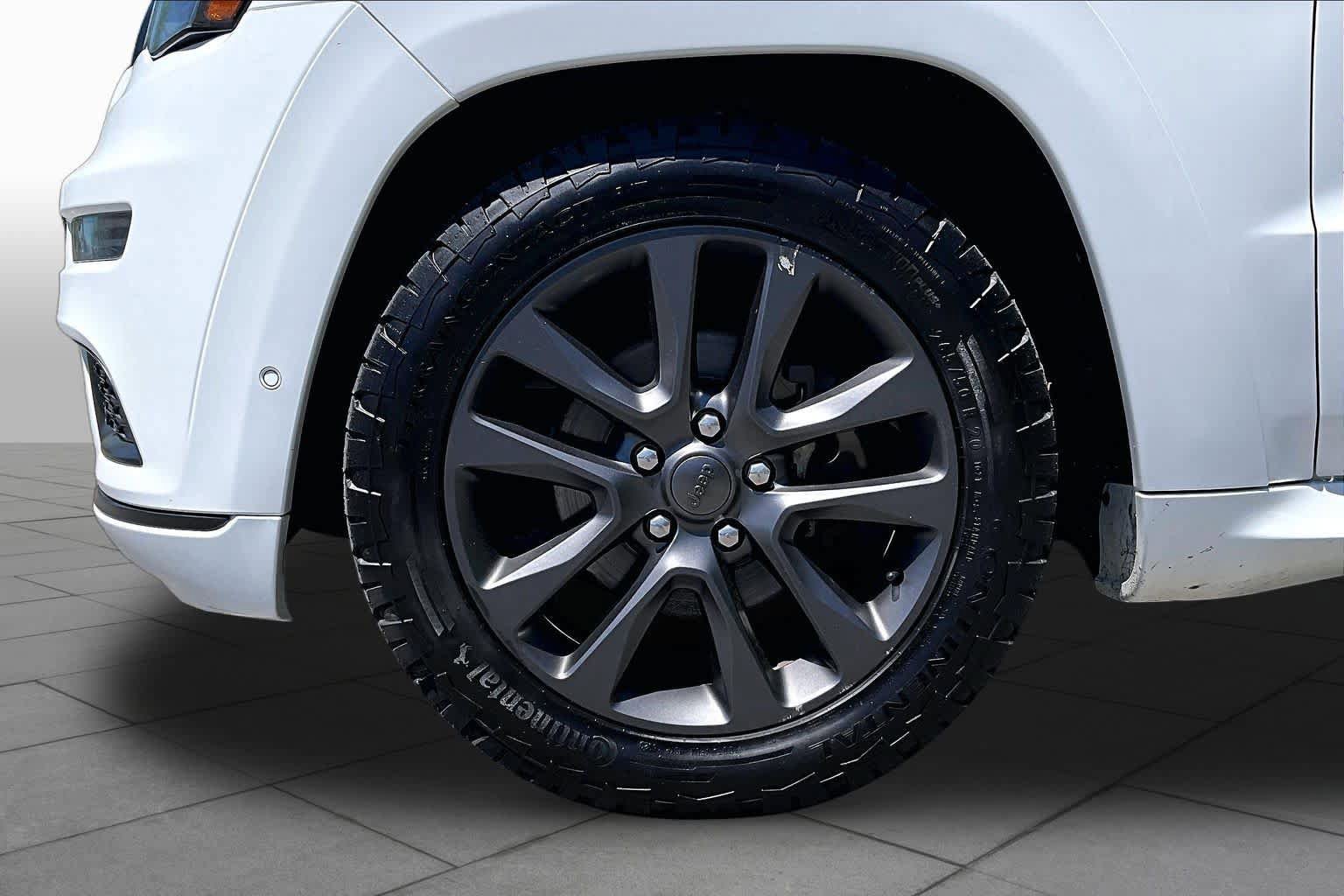 Used 2019 Jeep Grand Cherokee High Altitude AWD/4WD image 11