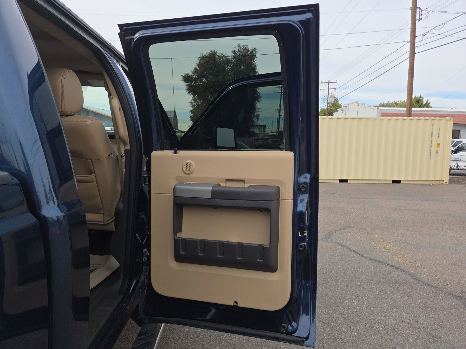 Used 2016 Ford F350 Lariat image 34