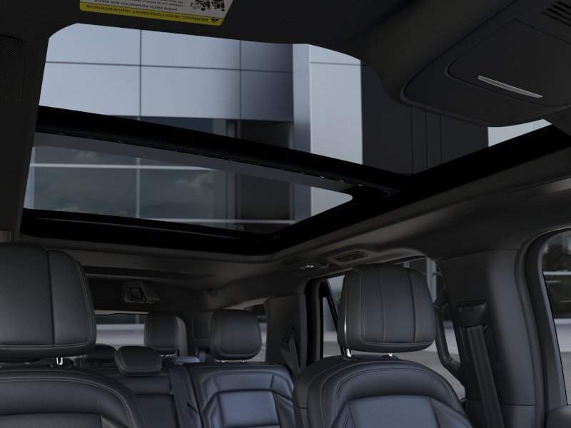 New 2026 Lincoln Navigator Reserve w/ Jet Appearance Package AWD/4WD image 22