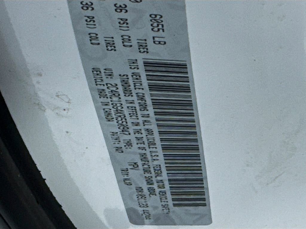 Used 2019 Chrysler Pacifica Limited w/ Tire & Wheel Group image 46