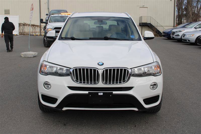 Used 2016 BMW X3 xDrive28i image 3