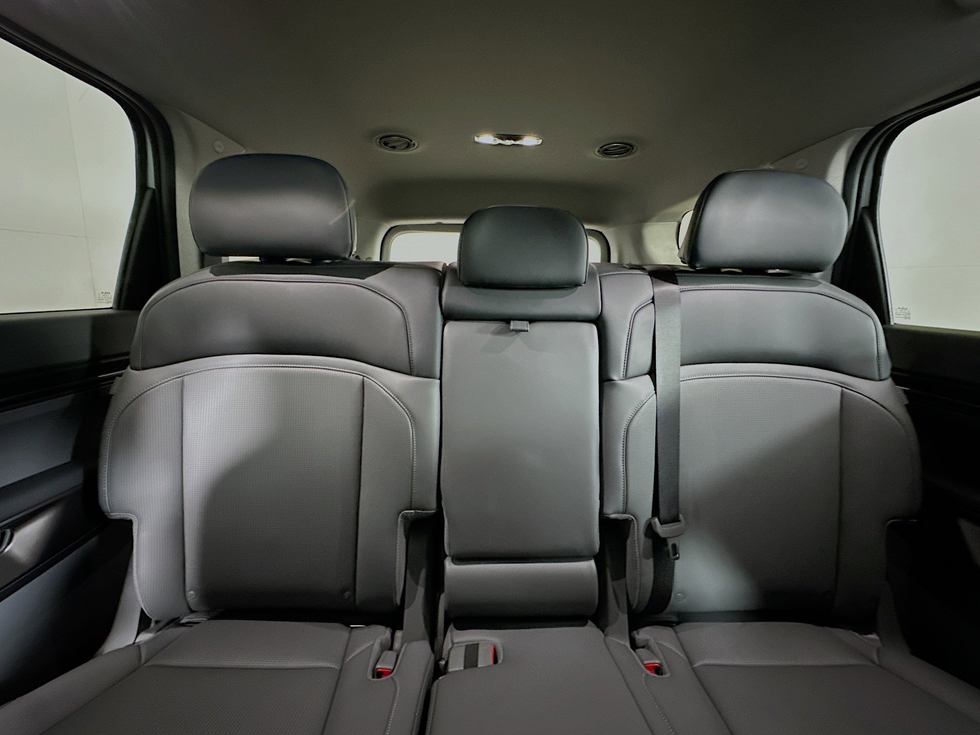 Used 2026 Kia EV9 Light image 29