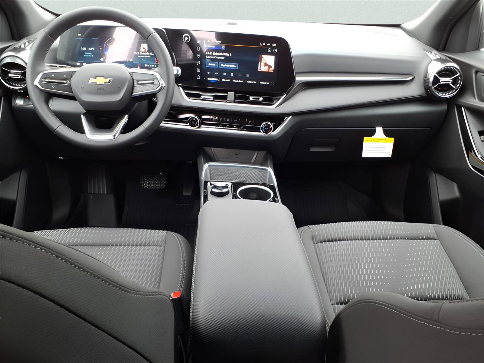 New 2026 Chevrolet Equinox LT w/ Safety and Technology Package image 11