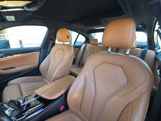 Used 2019 BMW 540i w/ Premium Package RWD image 17