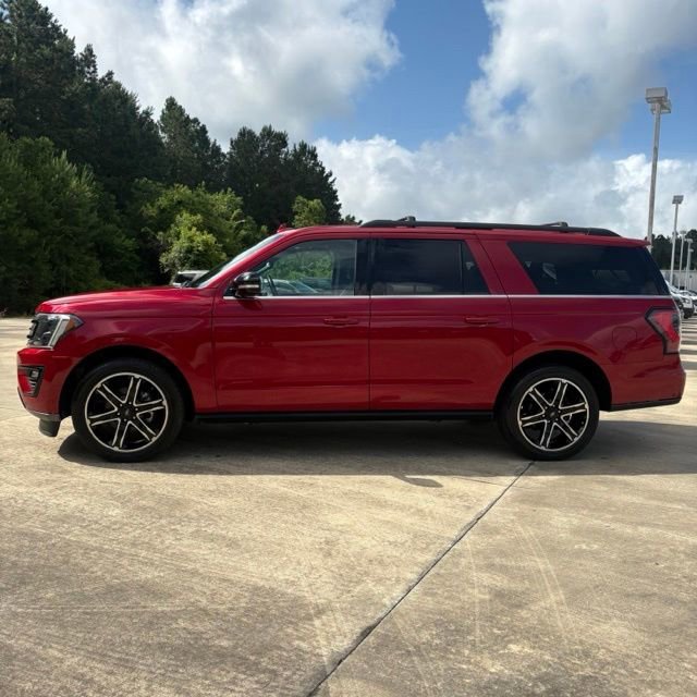 Used 2020 Ford Expedition Max Limited w/ Equipment Group 303A AWD/4WD image 2