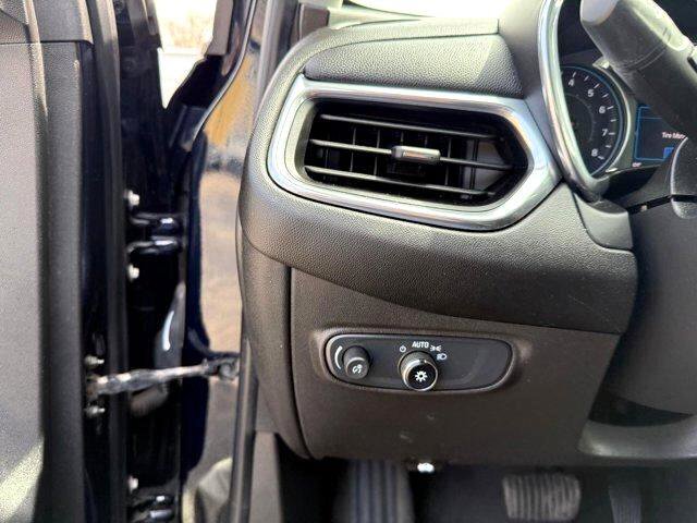Used 2020 Chevrolet Equinox LT image 14