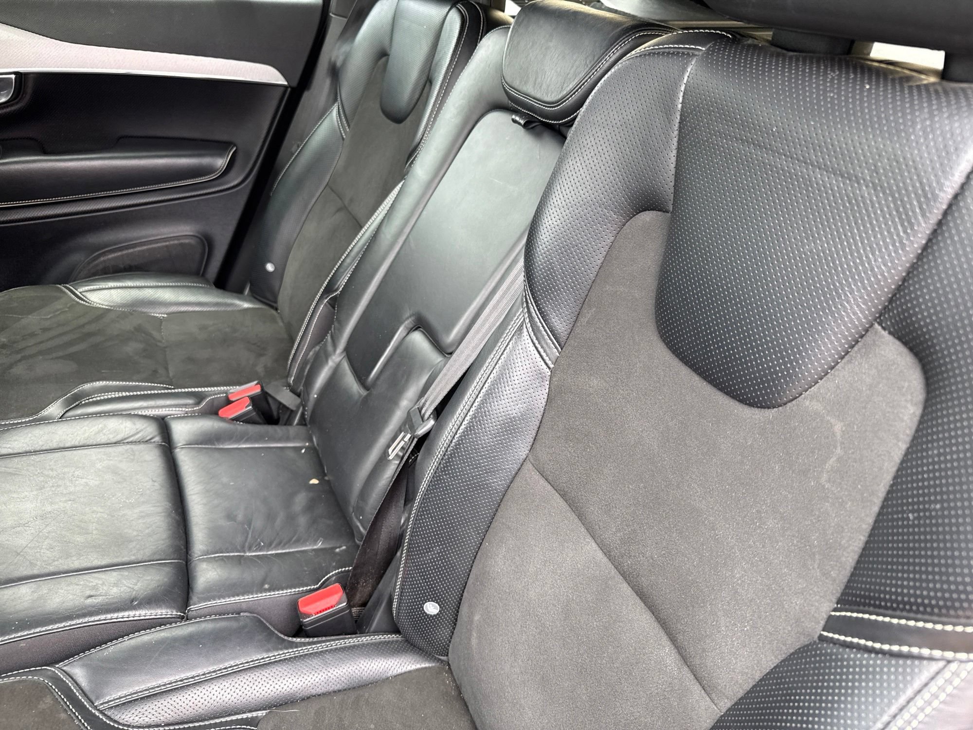 Used 2018 Volvo XC90 T5 R-Design w/ Convenience Package FWD image 20