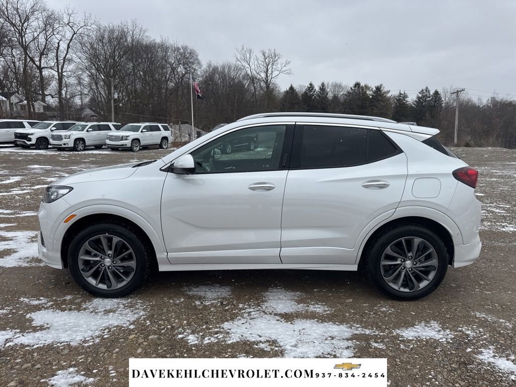 Used 2021 Buick Encore GX Essence w/ Advanced Technology Package image 2