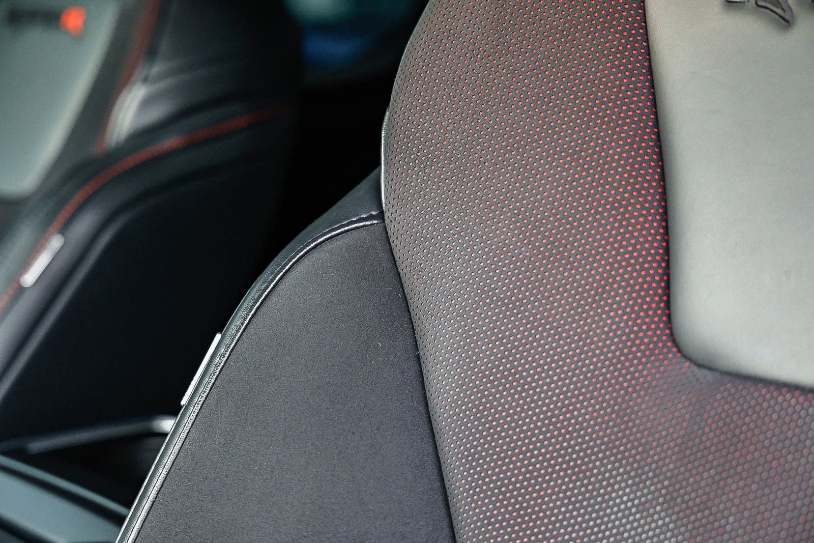 Used 2024 Ford F150 Raptor w/ Equipment Group 803A Raptor R image 25