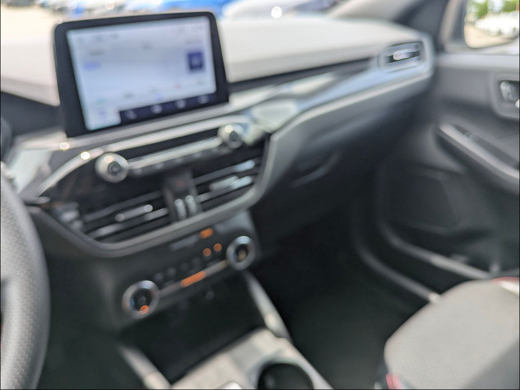 Used 2025 Ford Escape ST-Line FWD image 20