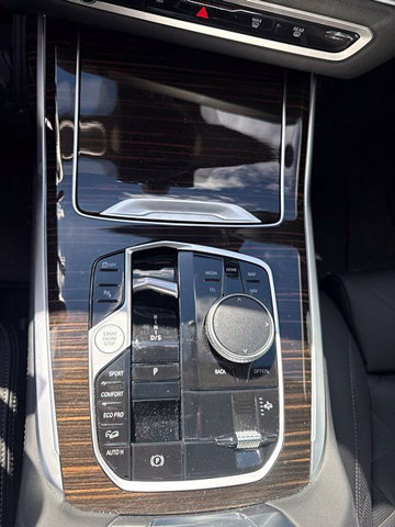Certified 2025 BMW X7 xDrive40i w/ Premium Package AWD/4WD image 19