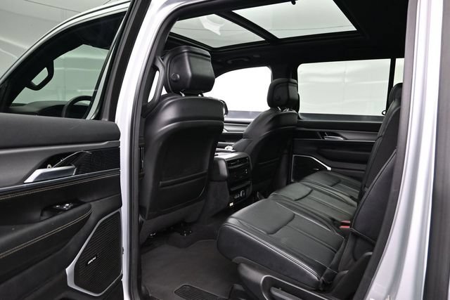 Certified 2024 Jeep Wagoneer Series II AWD/4WD image 21