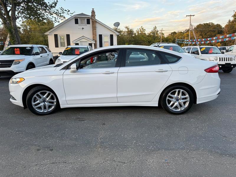 Used 2014 Ford Fusion SE image 8