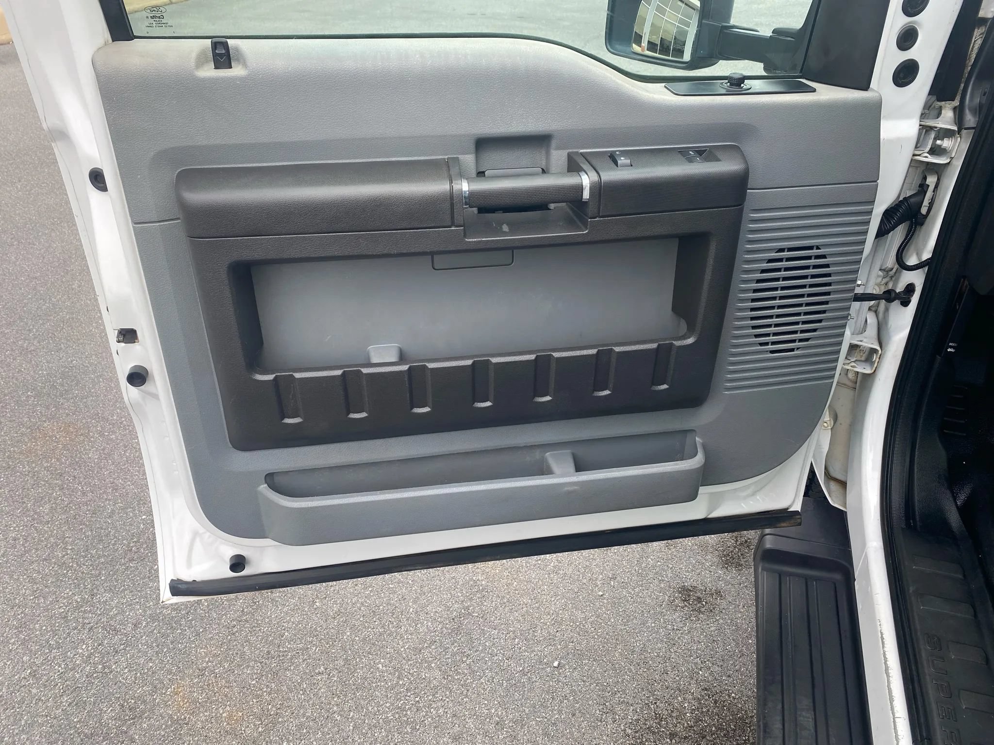 Used 2012 Ford F350 XL w/ PWR Equipment Group AWD/4WD image 9