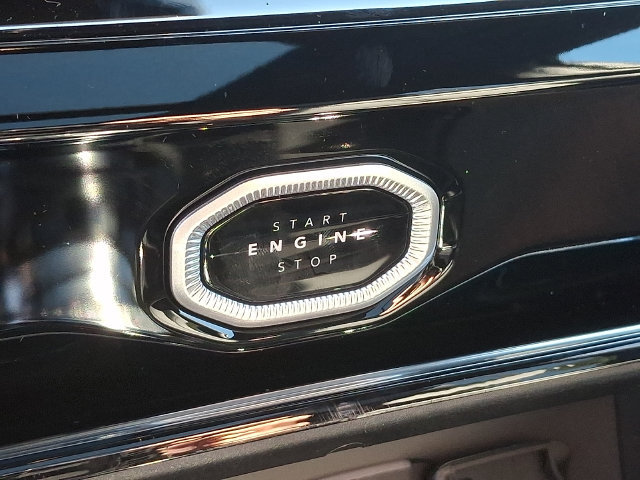 New 2027 Jeep Grand Cherokee Limited AWD/4WD image 17