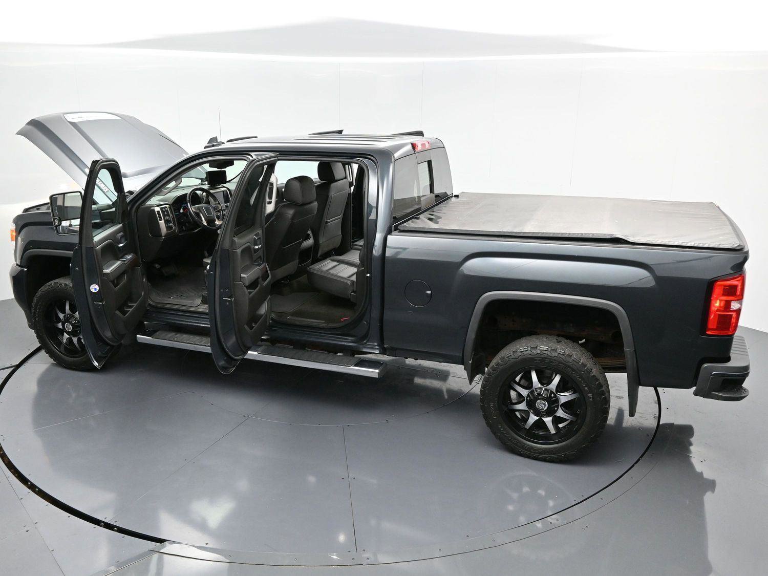 Used 2018 GMC Sierra 2500 Denali w/ Duramax Plus Package image 40