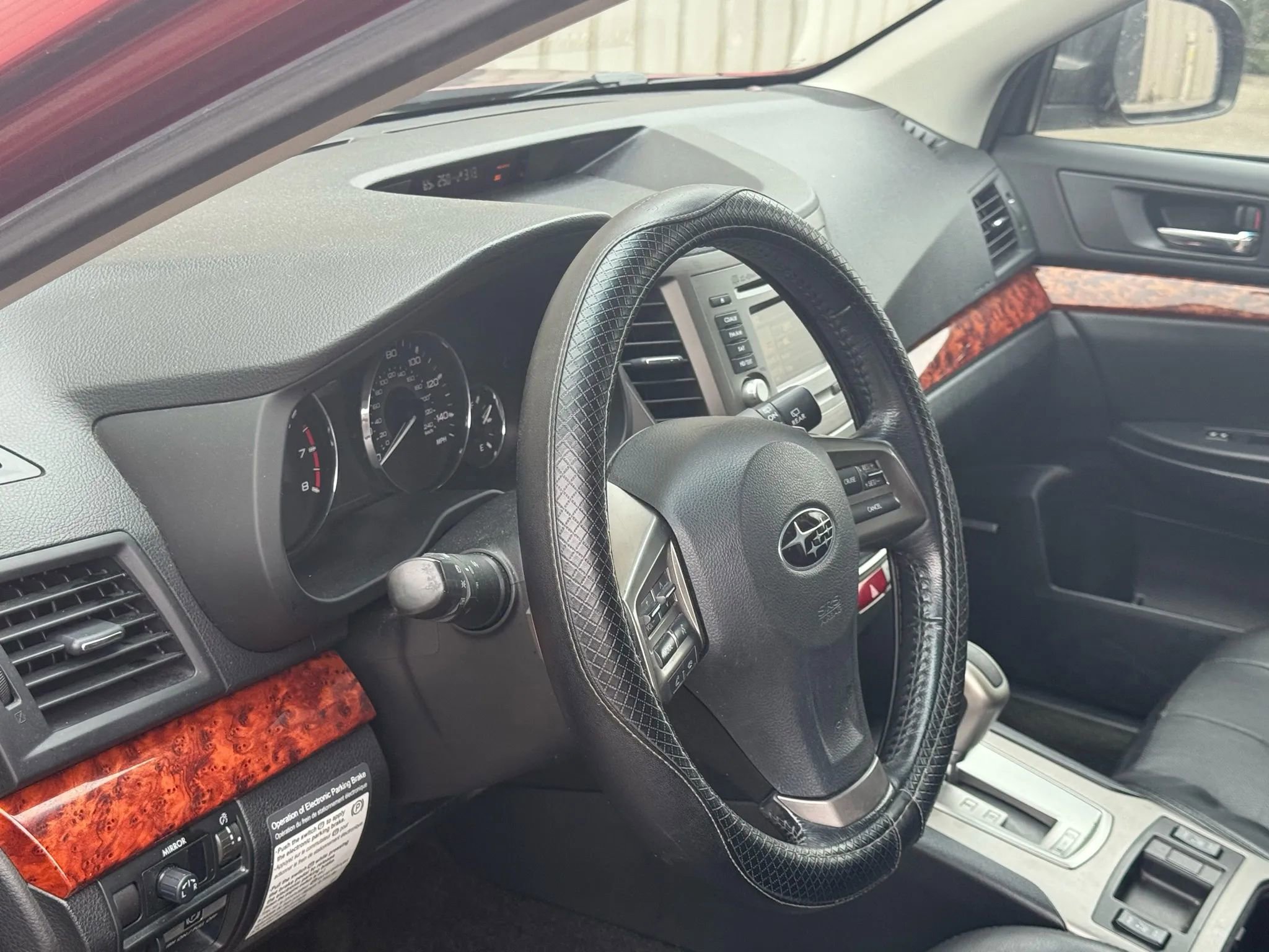 Used 2012 Subaru Outback 2.5i Limited w/ Moonroof Pkg image 13