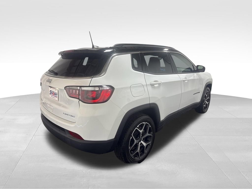Used 2025 Jeep Compass Limited AWD/4WD image 4