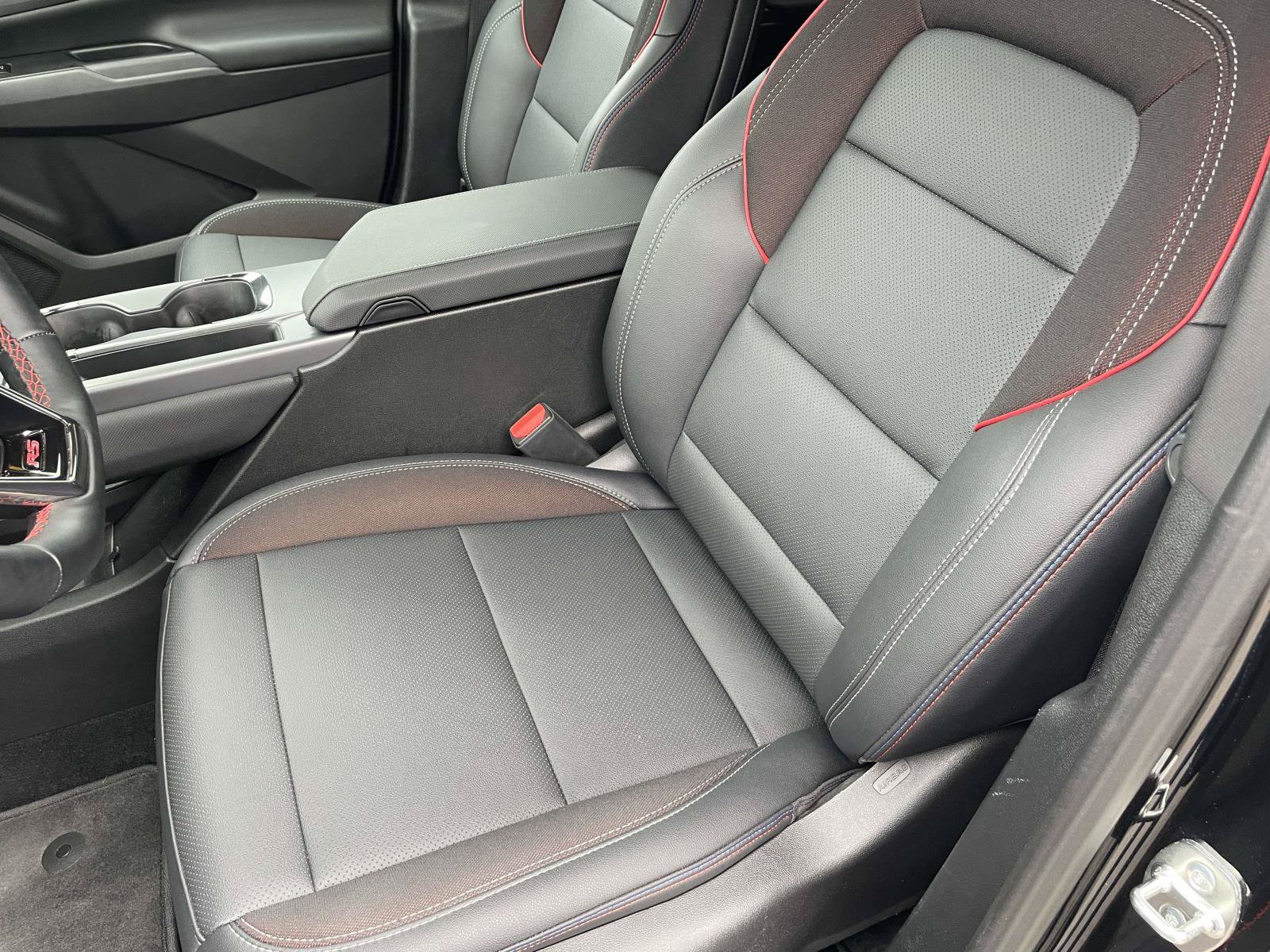 Certified 2026 Chevrolet Equinox EV RS FWD image 14