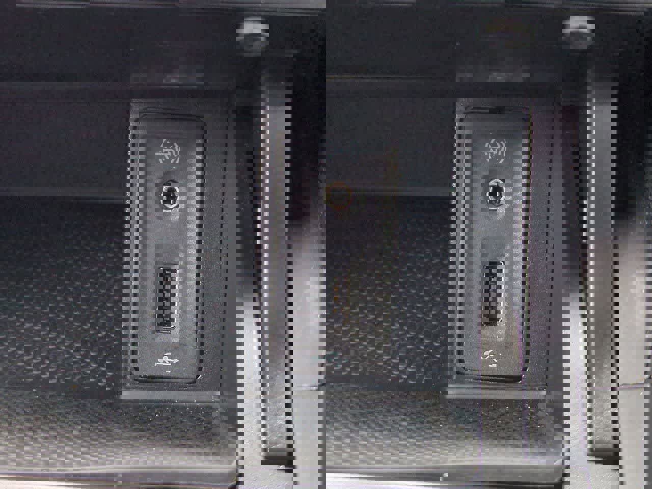 Used 2017 Volkswagen Golf R 4-Door image 30