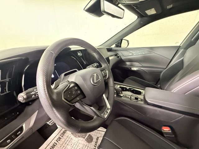 Used 2025 Lexus RX 500h F Sport AWD/4WD image 11