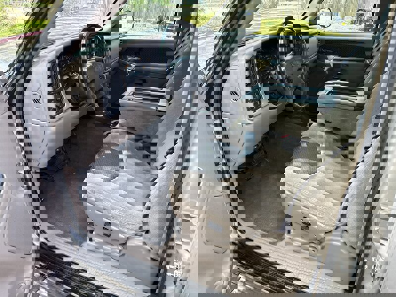 Used 2004 Chevrolet Avalanche 2WD image 17