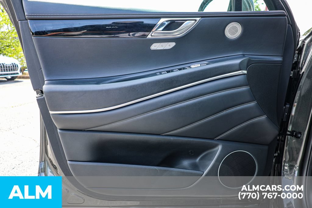 Used 2025 Genesis GV80 2.5T Standard AWD/4WD image 46