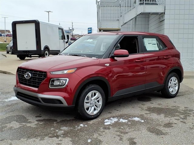 New 2026 Hyundai Venue SE image 2