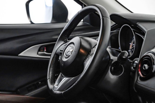 Used 2017 MAZDA CX-3 Touring image 11