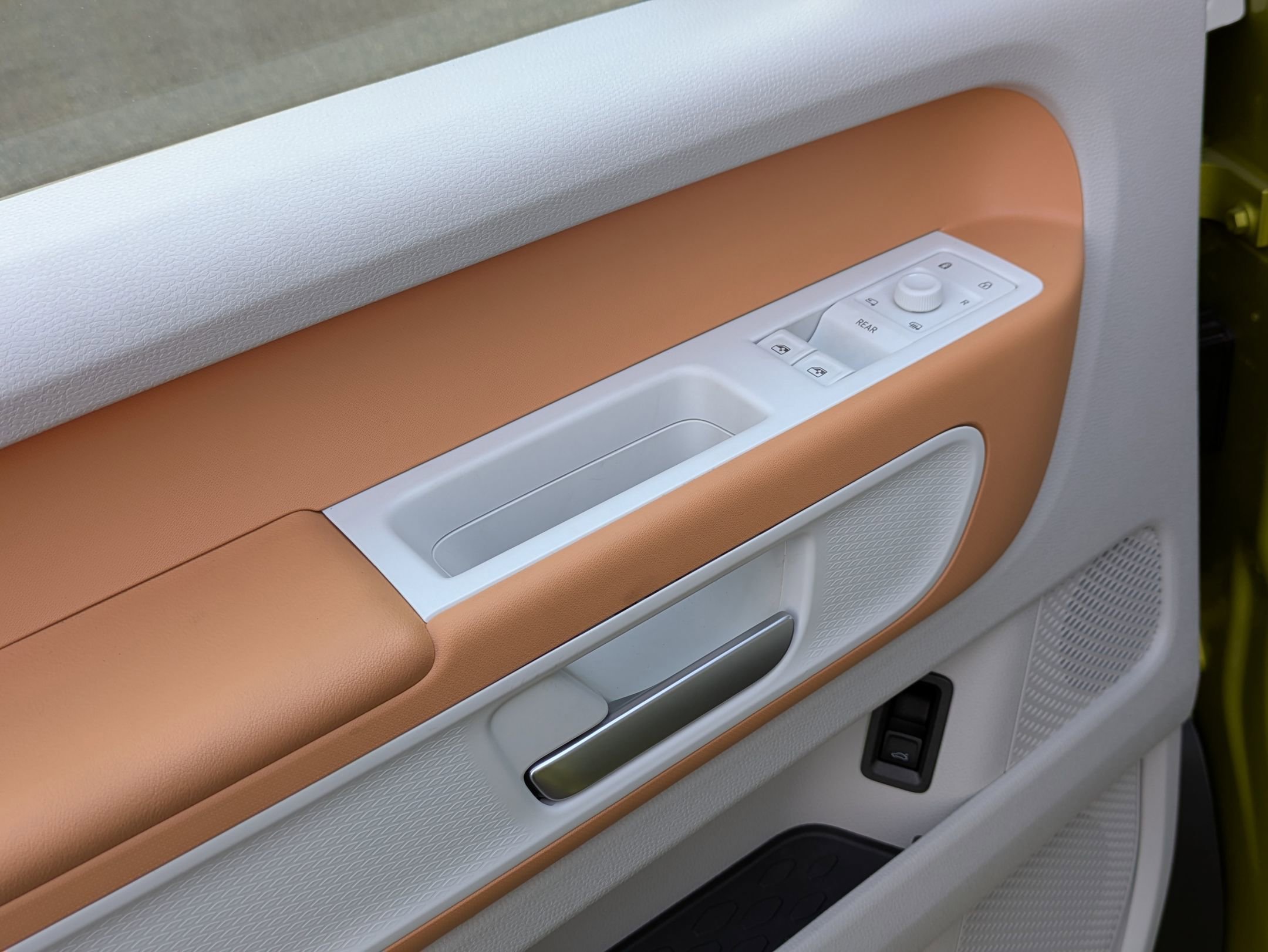 New 2025 Volkswagen ID. Buzz 1st Edition image 10
