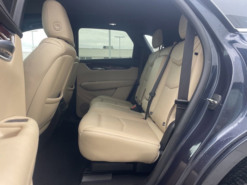 Used 2019 Cadillac XT5 Luxury image 18