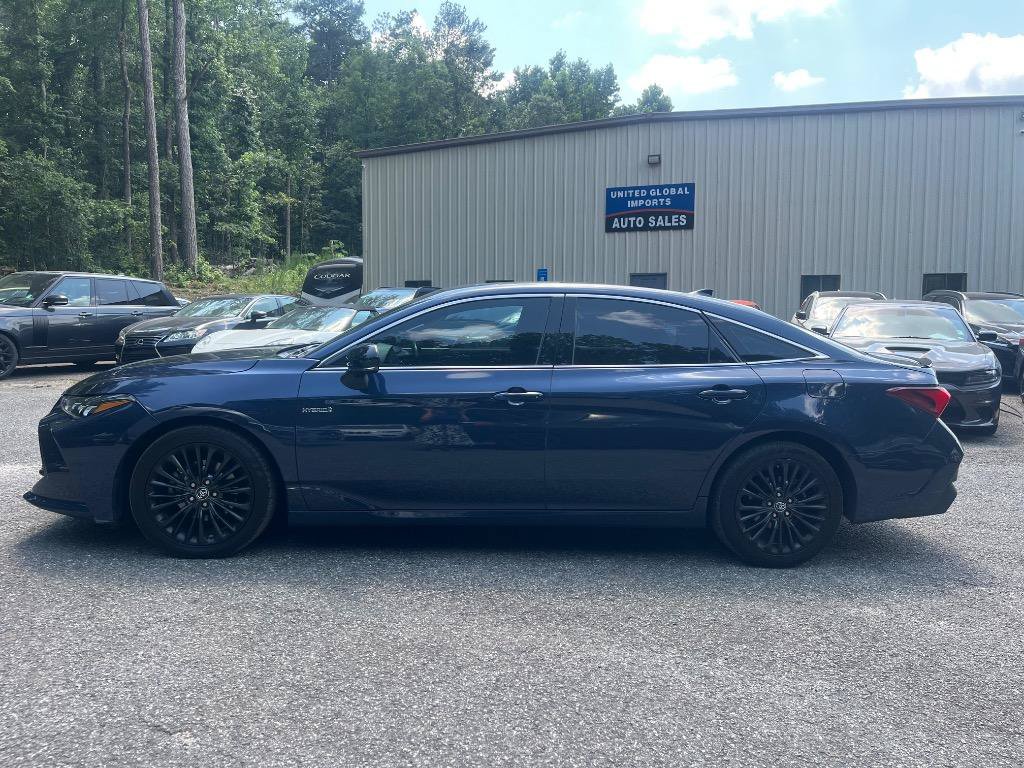 Used 2019 Toyota Avalon XSE w/ Four Season Floor Mat Package FWD image 6