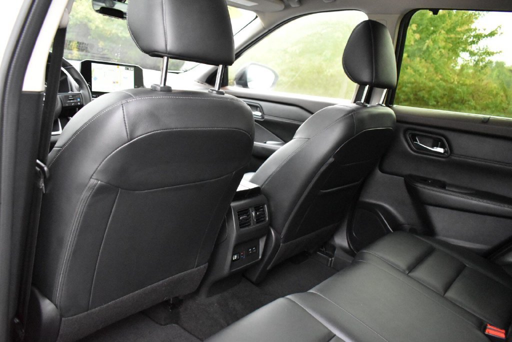 Used 2023 Nissan Rogue SL w/ SL Premium Package AWD/4WD image 33