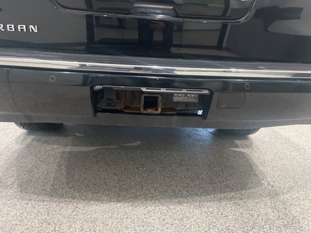 Used 2015 Chevrolet Suburban LTZ image 8