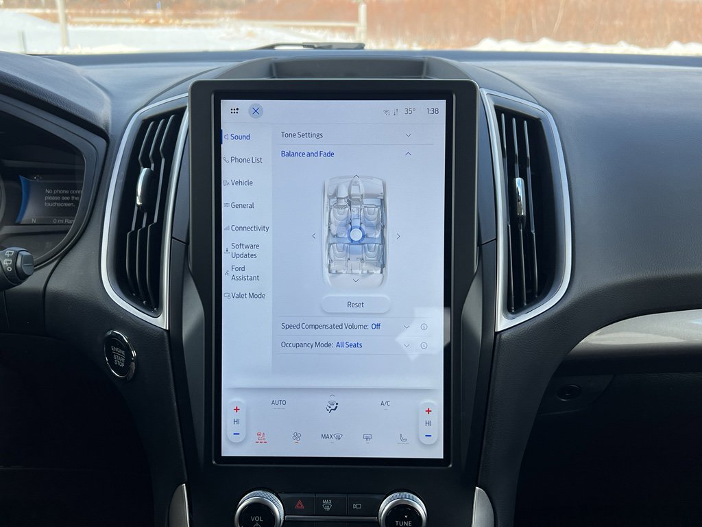 Used 2024 Ford Edge SEL w/ Convenience Package image 26