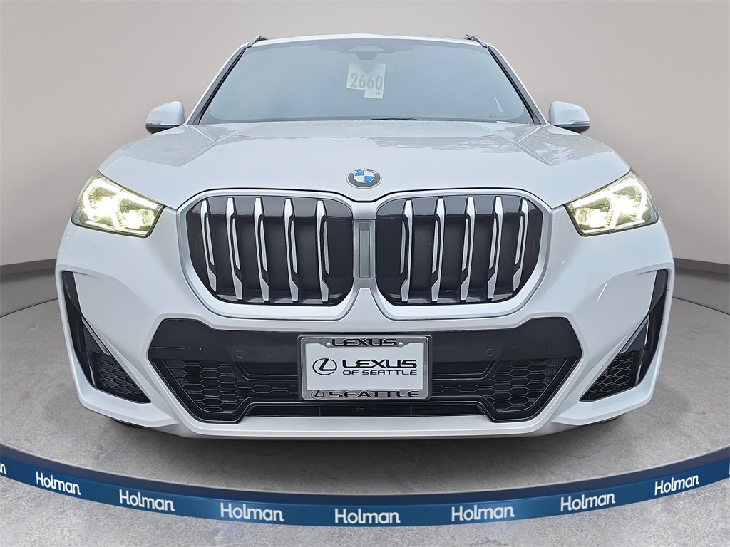 Used 2025 BMW X1 xDrive28i w/ M Sport Package image 3