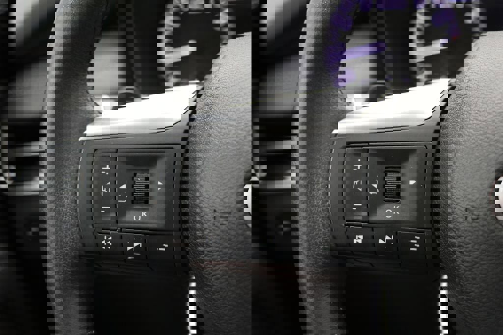 Used 2023 INFINITI QX60 Pure image 20