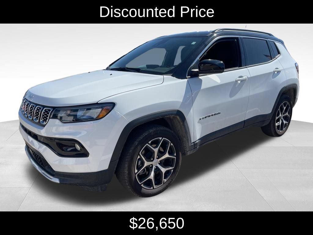 Used 2024 Jeep Compass Limited AWD/4WD image 3
