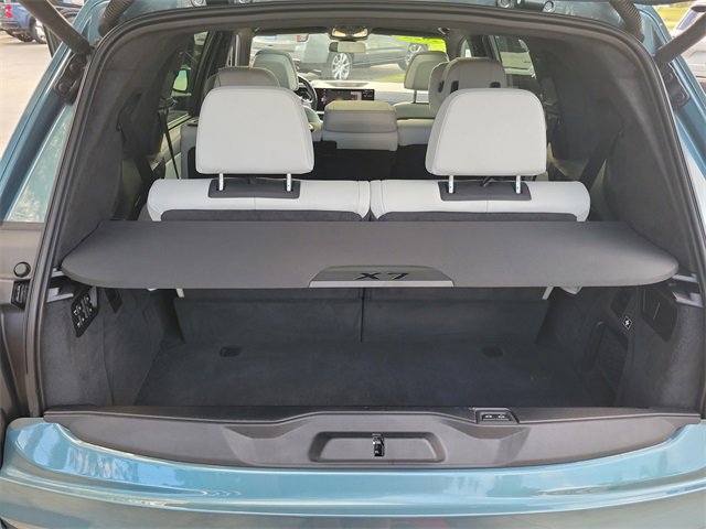 Used 2023 BMW X7 xDrive40i w/ Premium Package image 8