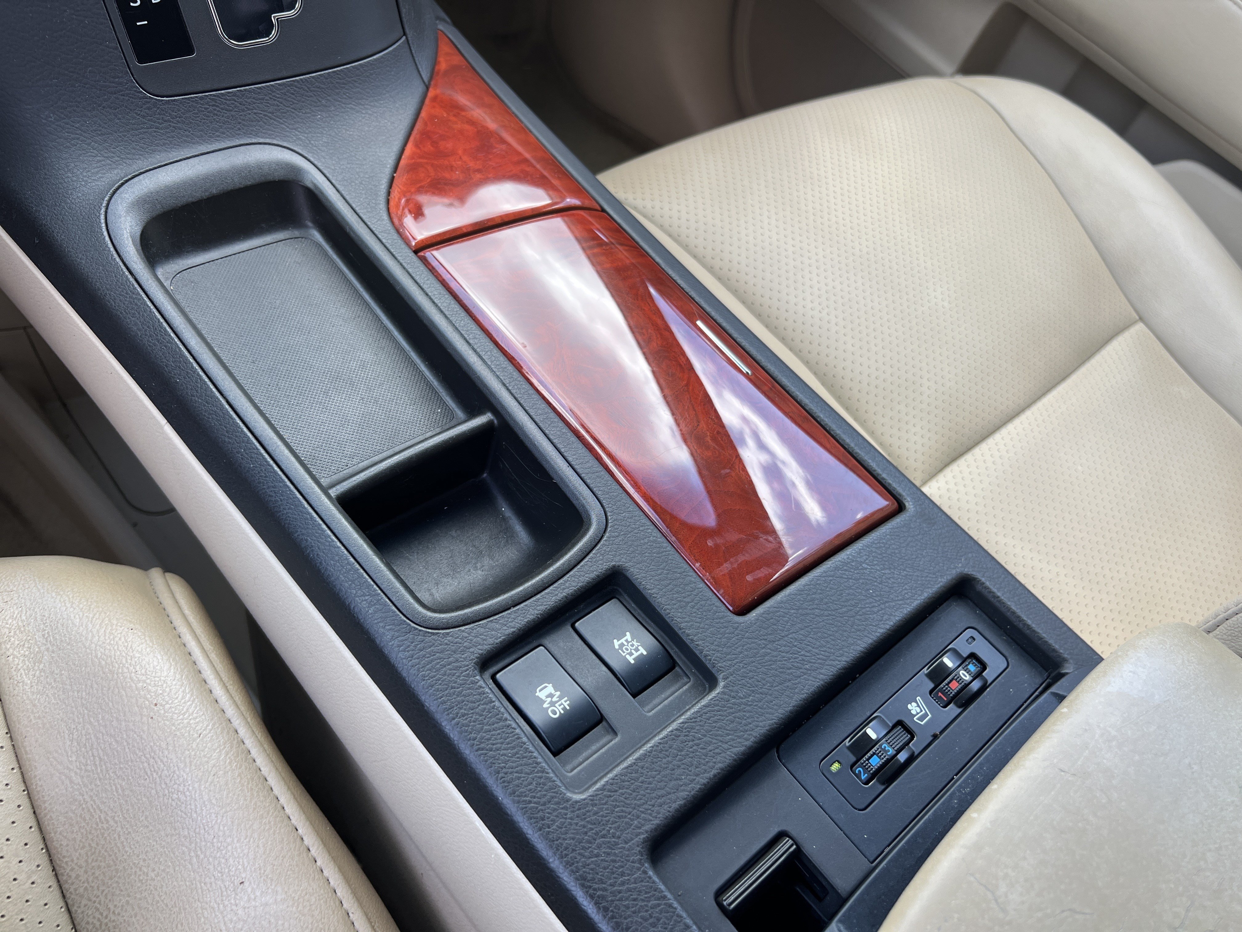 Used 2010 Lexus RX 350 AWD w/ Premium Pkg image 34