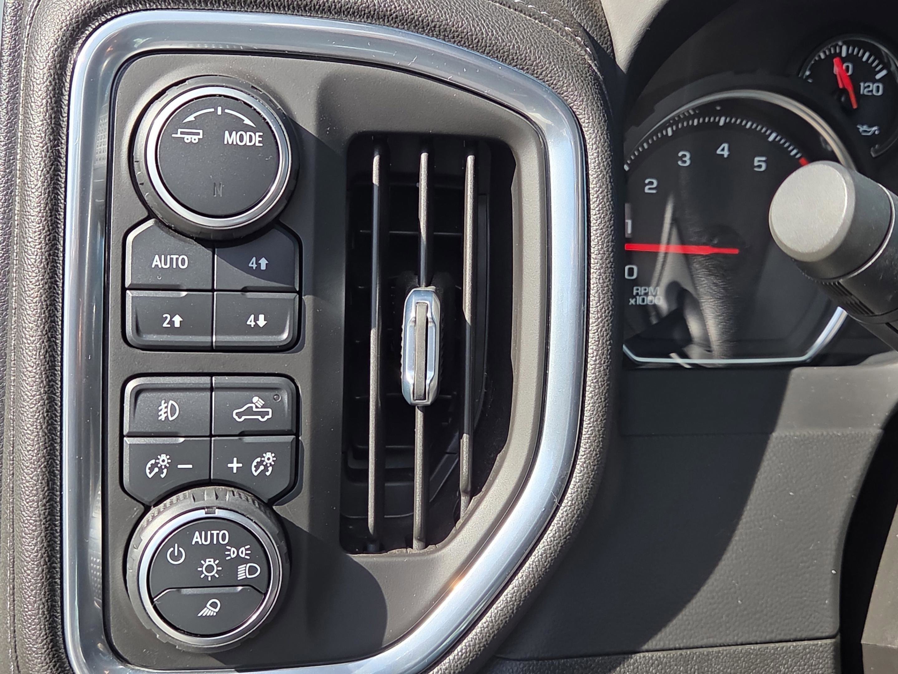 Used 2022 Chevrolet Silverado 2500 LTZ w/ LTZ Plus Package image 24