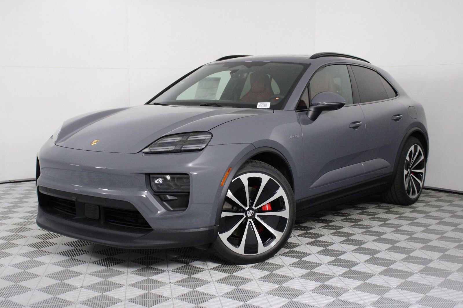 New 2026 Porsche Macan 4S Electric image 1