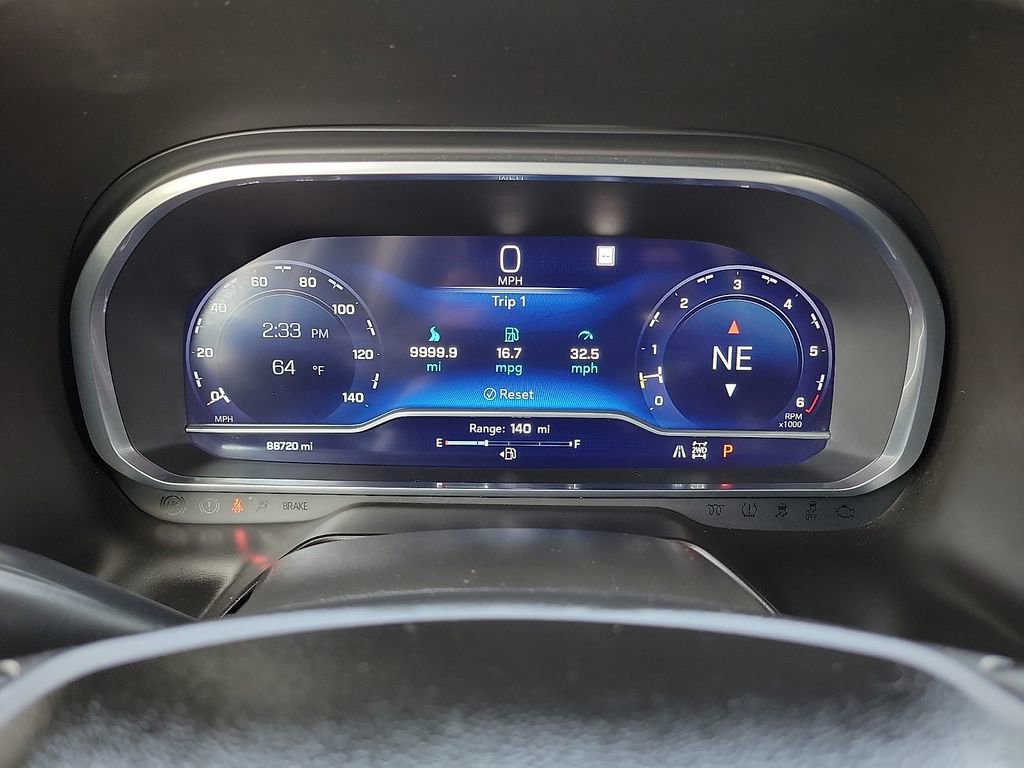 Used 2023 Chevrolet Suburban RST w/ Luxury Package image 23