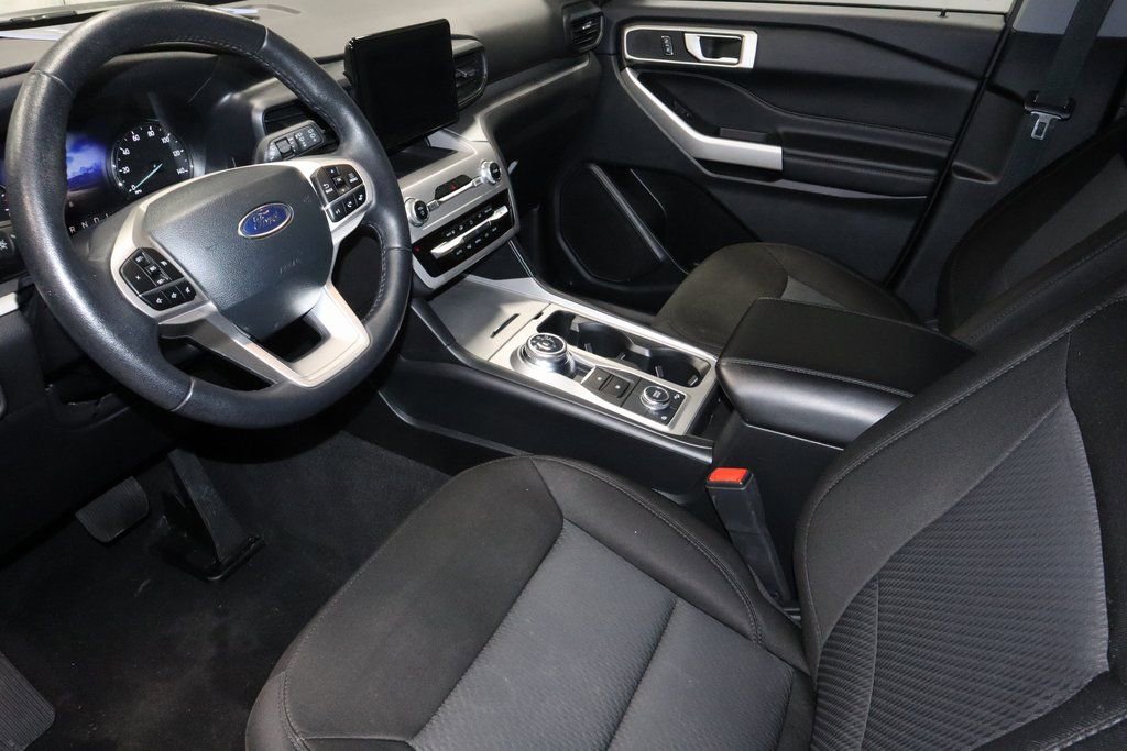 Certified 2023 Ford Explorer XLT image 23
