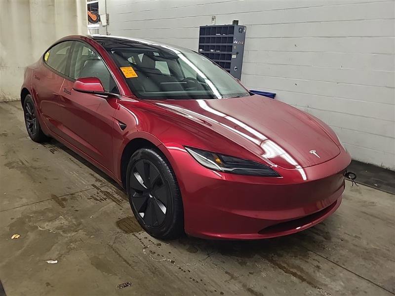 Used 2024 Tesla Model 3 image 2