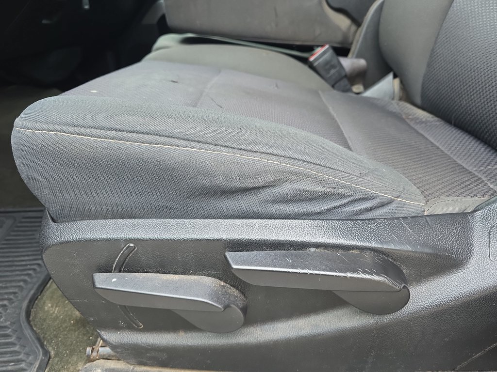 Used 2017 Chevrolet Silverado 2500 LT AWD/4WD image 32