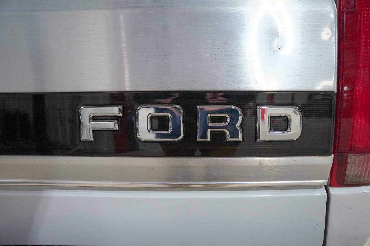 Used 1992 Ford F250 4x4 SuperCab image 24