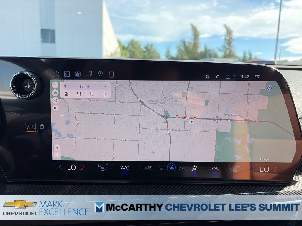 New 2027 Chevrolet Traverse Z71 w/ Enhanced Driving Package AWD/4WD image 14
